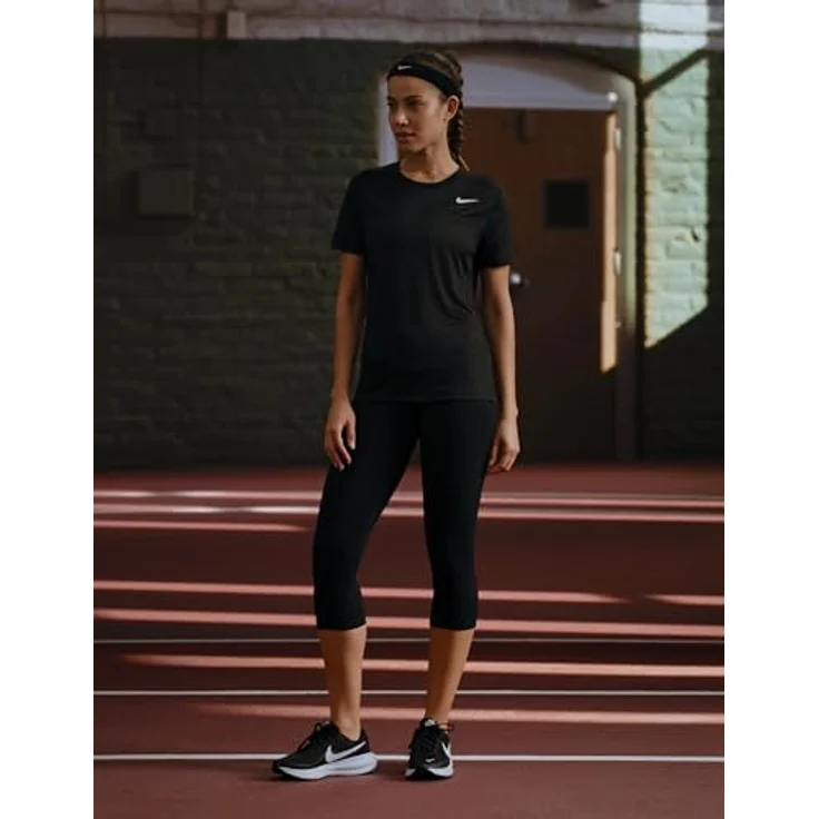 Nike Damen Laufschuhe Revolution 8 HJ8485, atmungsaktiv mit weicher Dämpfung und flexiblem Tragekomfort – Bild 2