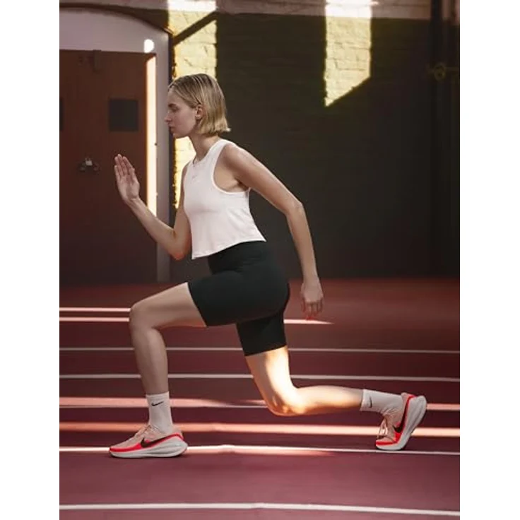 Nike Revolution 8, Laufschuhe Damen mit atmungsaktivem Obermaterial und starker Dämpfung, Schwarz – Bild 3