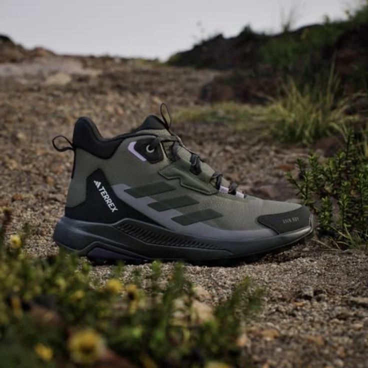 adidas TERREX ANYLANDER MID RAIN.RDY WANDERSCHUH, halbhoher Hikingschuh mit dämpfender Zwischensohle und Traxion Außensohle, strapazierfähig und wasserabweisend – Bild 3