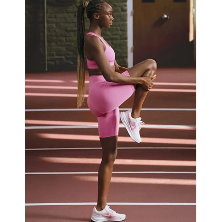 Nike Defy Damen Sneaker, weiß, mit atmungsaktivem Obermaterial und weicher Mittelsohle für geschmeidiges Laufgefühl – Bild 3