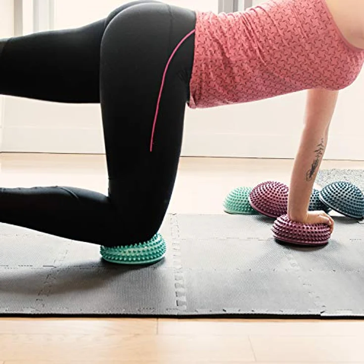 Navaris Balance-Igel Fitness Halbkugel mit Noppen - 2X Balance Igel Set - Sport Kissen für Balancetraining Koordinationstraining - versch. Farben – Bild 2