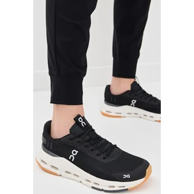 ON Cloudnova Form 2, Laufschuhe mit atmungsaktivem Mesh, CloudTec®-Technologie und hervorragender Dämpfung – Bild 2