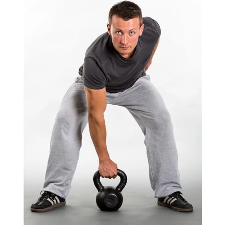 Sport-Thieme Kettlebell 11 Gewichtsstufen, aus massivem Gusseisen, glatter lackierter Griff, für Indoor und Outdoor, 10 Jahre Garantie – Bild 5