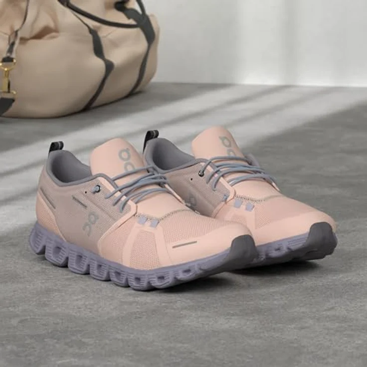 On Running Cloud 5, Damen Laufschuhe mit vergrößerter Zwischensohle und wasserdichter Membran, Pink (37.5) – Bild 2