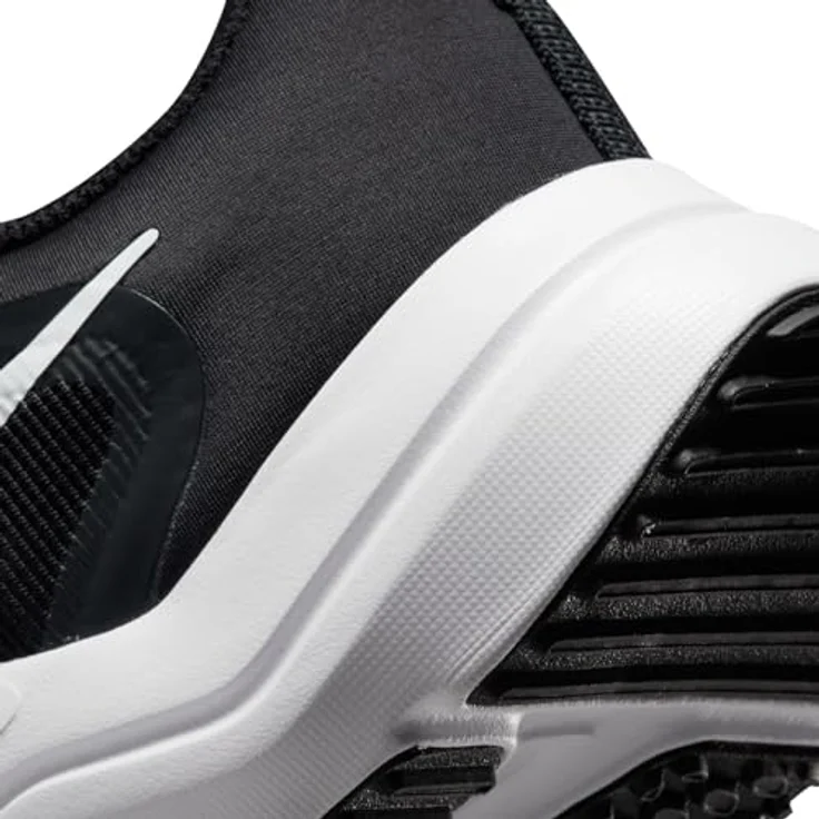 Nike Herren Downshifter 12 Laufschuh, atmungsaktives Mesh-Obermaterial, leichte Außensohle, Schwarz/Weiß-Dk Smoke Grey, 44.5 EU – Bild 6