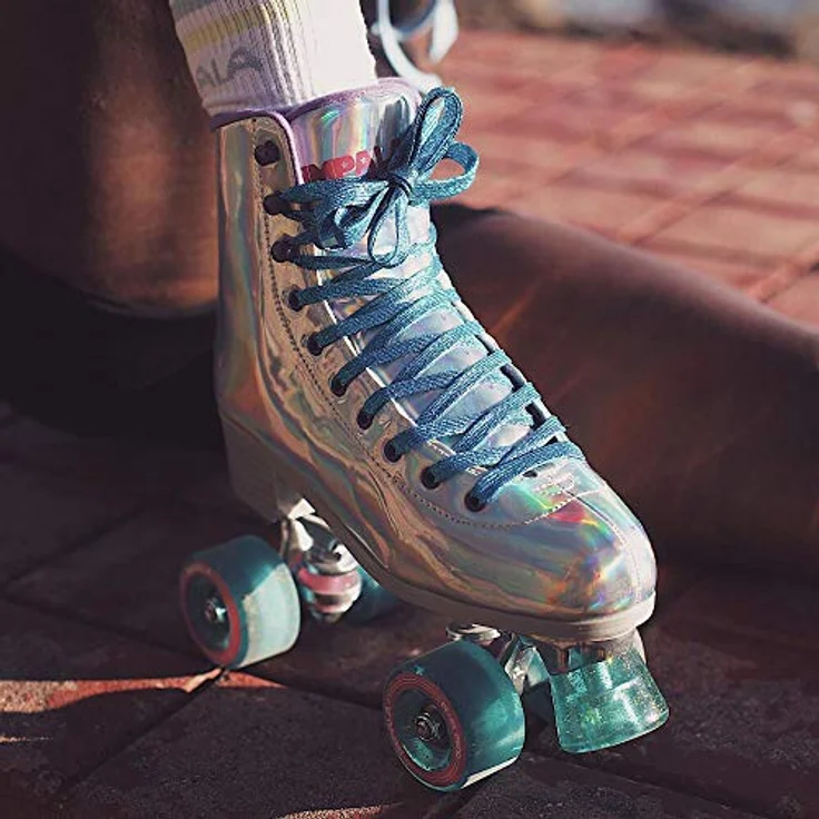 Impala Quad Skate, Damen Rollschuhe mit holographischem Finish, 58 mm Urethanräder, PETA-zugelassen, Silber, Größe 42 – Bild 7