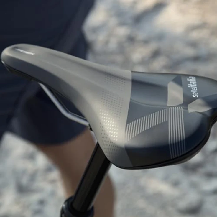 Selle Italia X-Bow, Offroad Velosattel für E-MTB und Gravel-Touren, Synthetische Oberfläche, 310 g, Größe S 145x255 mm – Bild 6