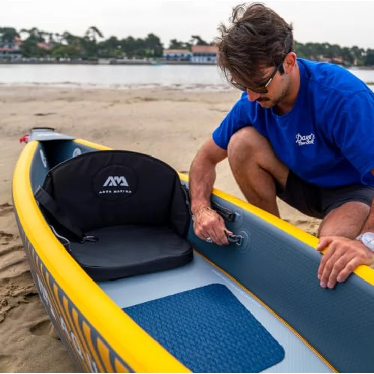 Aqua Marina Tomahawk AIR-K, Hochdruck Drop-Stitch Kajak für 2 Personen, 440 cm, Marine/Gelb mit 3 Luftkammern für Sicherheit und V-förmigem Kiel für optimales Paddeln – Bild 2