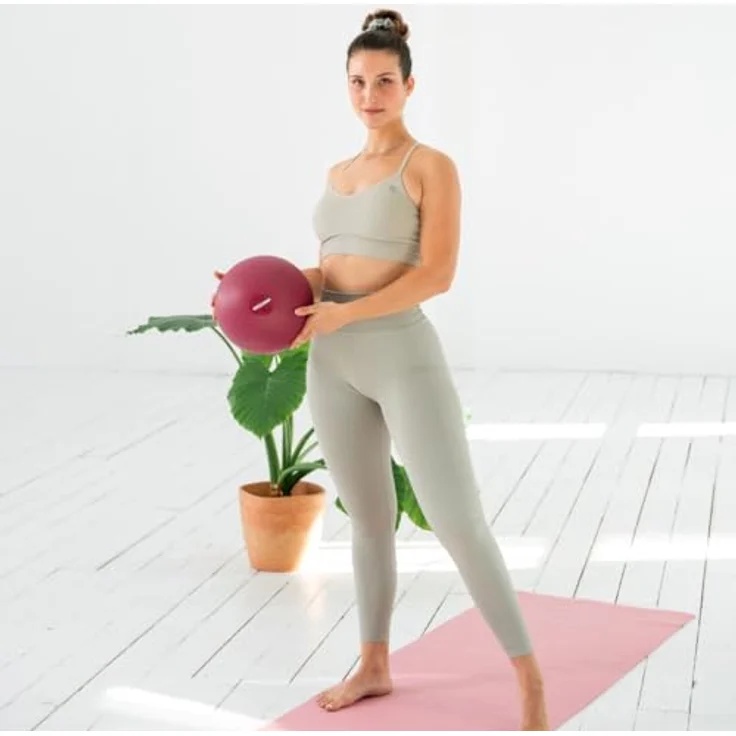 NEOLYMP Pilatesball 20 cm, rutschfester Mini Gymnastikball aus Silikon inkl. Pumpe für Core-Training, Balance, Yoga & Physiotherapie (Berry) – Bild 4