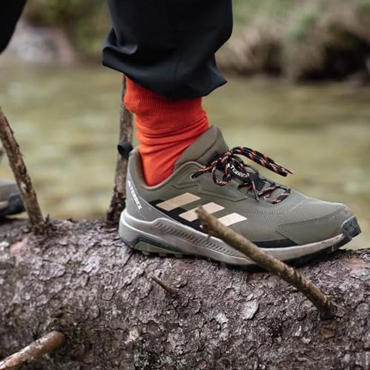 adidas TERREX ANYLANDER, Wanderschuh mit Traxion Außensohle und Recyclingmaterialien, schwarz – Bild 2