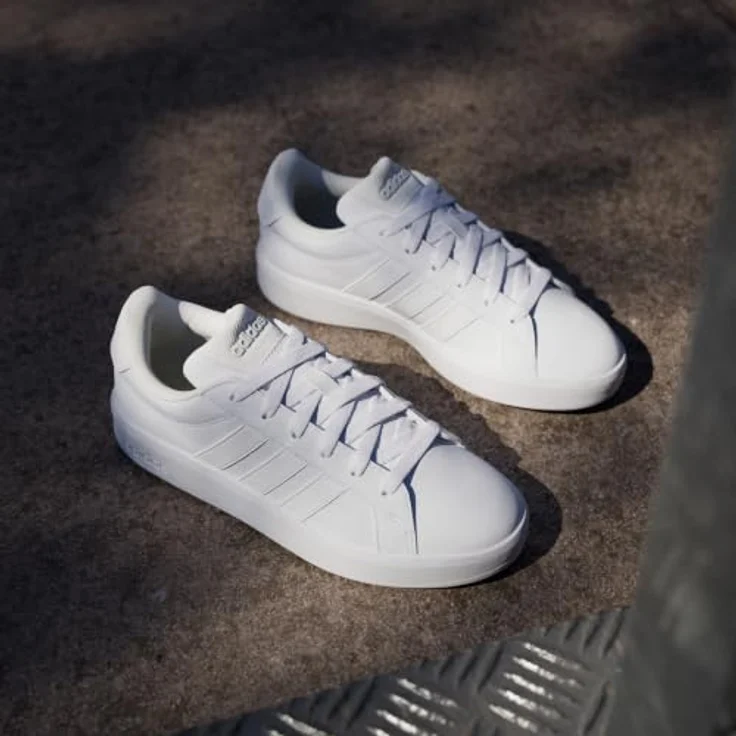 adidas Grand Court 3.0 JP9110, Laufschuhe für Kinder, strapazierfähiges Obermaterial, Gummi-Cupsohle – Bild 3
