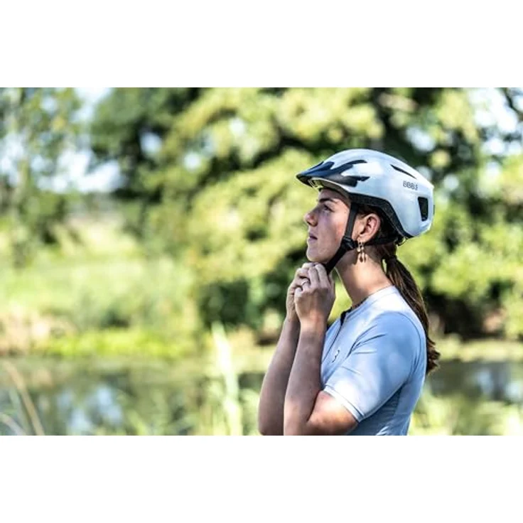 BBB Condor 2.0 M, MTB-Helm in glanz weiss mit Omicron-Befestigungssystem, Insektenschutznetz und Rücklichthalter, 52-58 cm – Bild 5