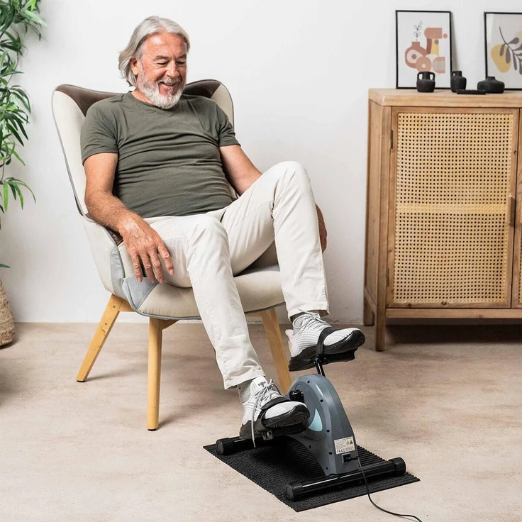 InnovaGoods Elektrischer Pedaltrainer mit Fernbedienung, 12 Geschwindigkeitsstufen, LCD-Zähler und rutschfester Matte