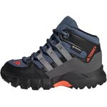 adidas TERREX MID GORE-TEX Wanderschuh für Kinder, wasserdicht mit Traxion Gummiaußensohle und leichtem EVA-Material, Schwarz