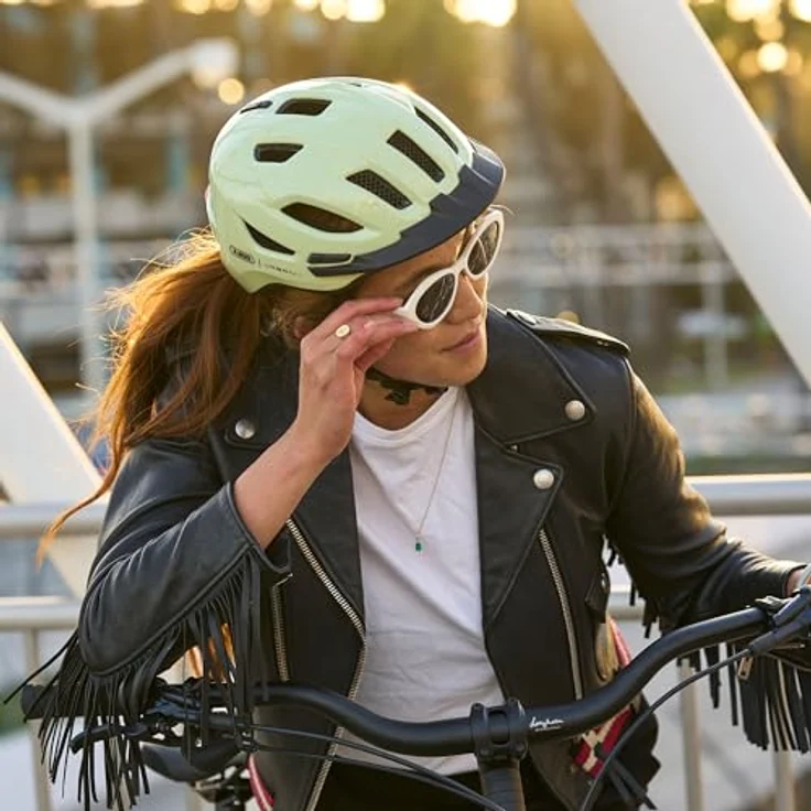 ABUS Stadthelm Urban-I 4.0, Fahrradhelm mit aufladbarem Rücklicht, 2 Leuchtmodi, Zopf-Öffnung, Gr. M, grün – Bild 8