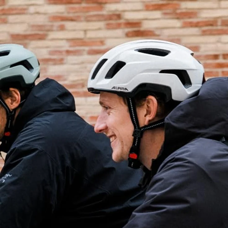 Alpina Paranus Urban, Fahrradhelm mit LED-Rücklicht und großer Belüftung, White Gloss – Bild 6