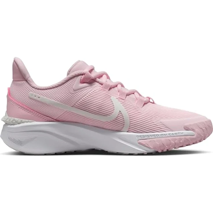 Nike Star Runner 4 Junior, Jungen Laufschuhe mit atmungsaktivem Obermaterial, schwarz – Bild 10