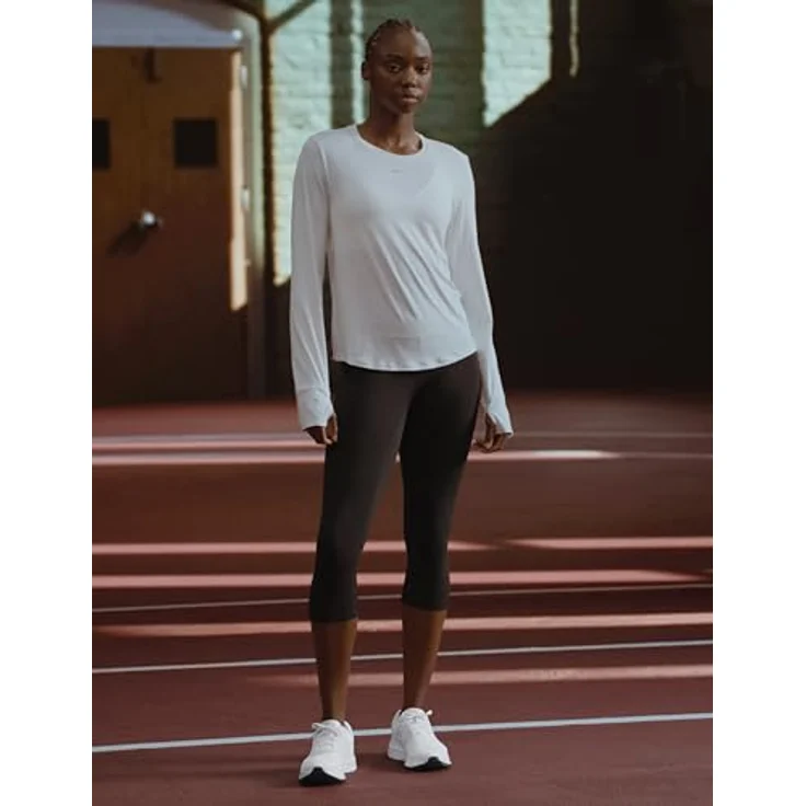 Nike Run Defy, Damen Laufschuhe mit Phylon-Mittelsohle und leicht profilierter Gummi-Sohle, EU 38.5 – Bild 3