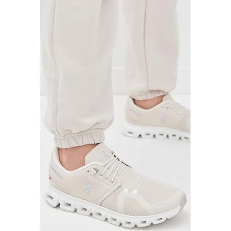 ON Running Cloud 6, Damen Laufschuhe aus atmungsaktivem Mesh mit CloudTec®-Dämpfung, Pearl-White, EU 40.5 US 9 – Bild 2