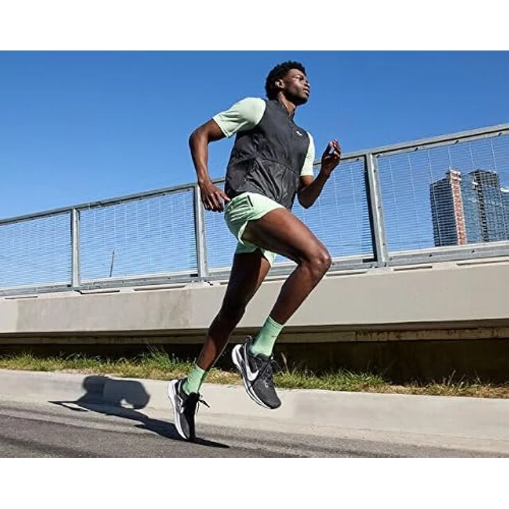 Nike PEGASUS TRAIL 5 Laufschuhe, schwarz, mit ReactX Dämpfung und Gummi-Sohle für bessere Bodenhaftung, Größe 10.5 – Bild 7