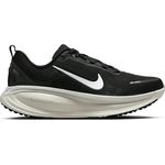 Nike Vomero 18, Laufschuhe mit ZoomX Dämpfung und atmungsaktivem Obermaterial, schwarz