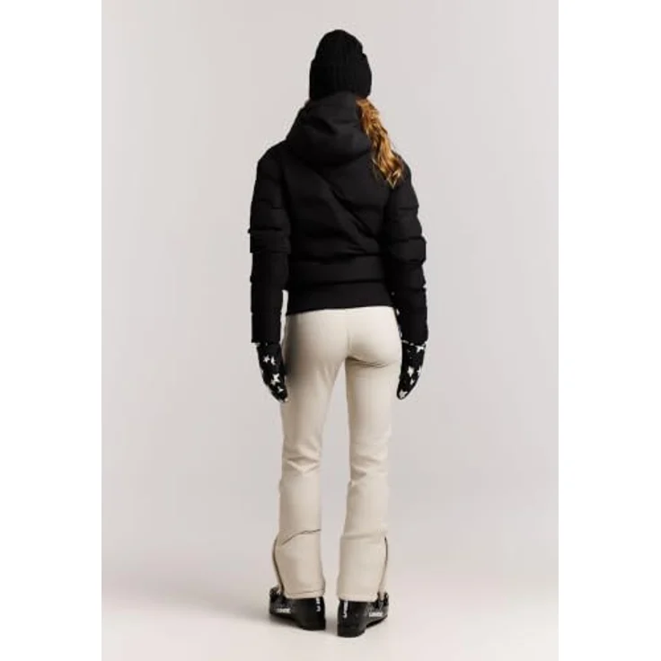 Protest PRTALYSUMI Damen Skijacke, gesteppte Jacke mit 10.000 mm Wassersäule, PFC-frei, True Black, Größe XS – Bild 7