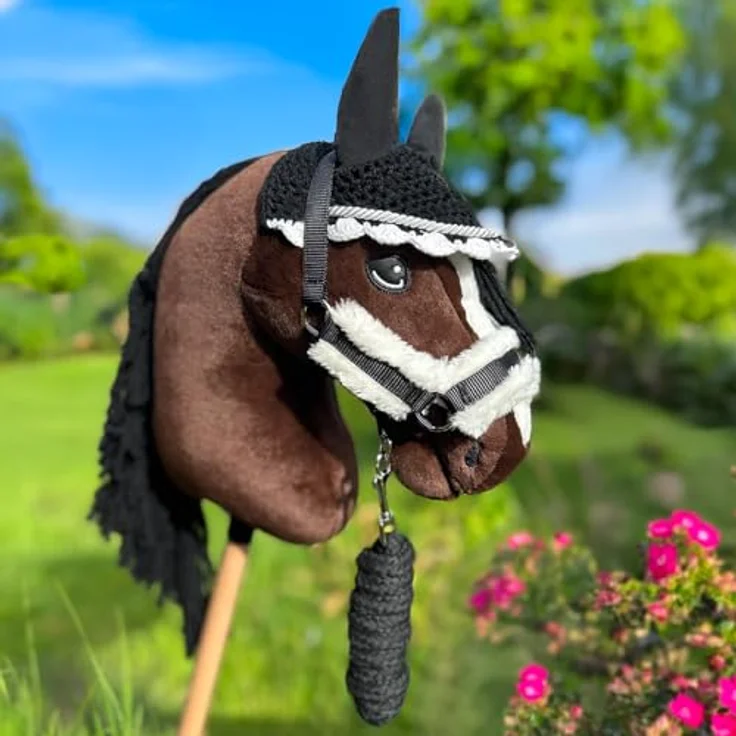 Hobby Horse Land Hobby Horse Zubehör-Set Halfter mit Führstrick und Insektenhaube – Größe A4 und A3, schwarz – Bild 2