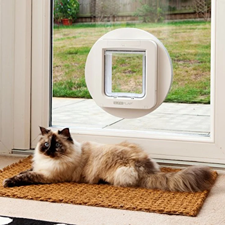 Sure Petcare SureFlap Mikrochip-Haustierklappe, Sperrmodus für Katzen und kleine Hunde, kompatibel mit RFID-Halsbändern, braun – Bild 2