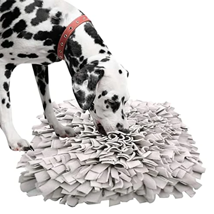 IEUUMLER Schnüffelteppich für Hunde und Katzen, Riechen Trainieren Schnüffeldecke, 45x45cm, grau, zur Stressreduktion und Förderung des Geruchssinns – Bild 1