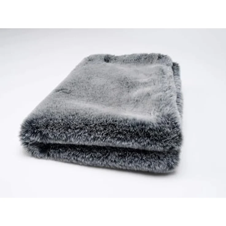 TrendPet Yuma Felldecke - Kuschelige Premium Hundedecke für Hunde und Katzen, XXL Sofadecke (60 x 45cm) – Bild 4