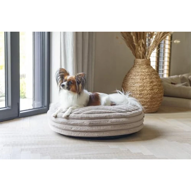 Designed By Lotte Tierkissen Hundekissen Reza rund beige - Nachhaltiges Hundekissen mit recycelter Füllung und rutschfester Unterseite – Bild 5
