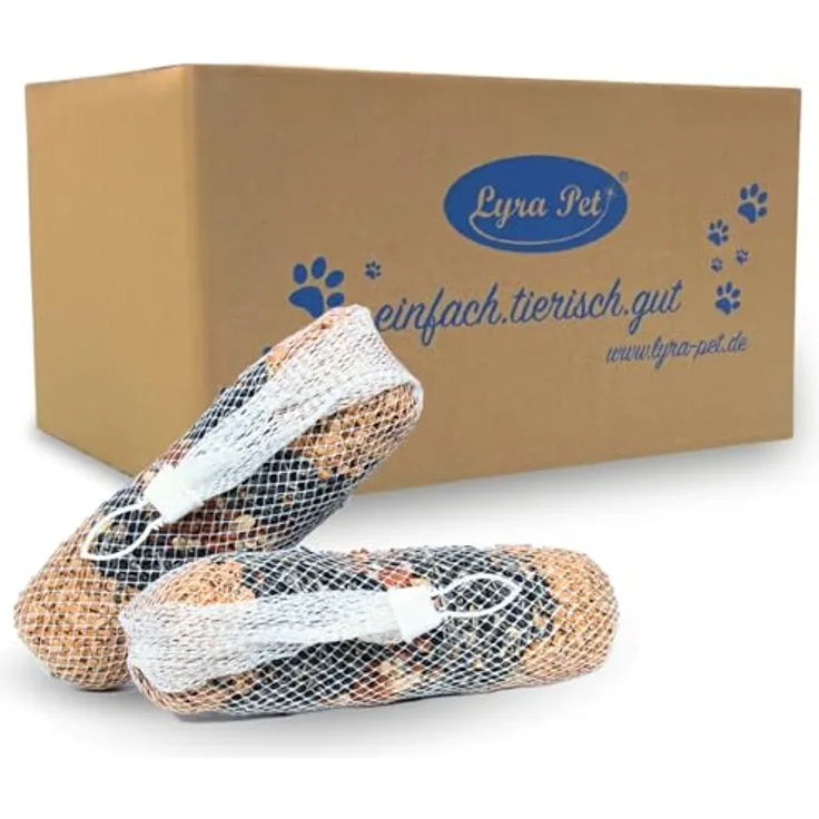 Lyra Pet® Riesen-Futterstangen, 3 x 4 STK. je 600 g, Nährstoffreiches Vogelfutter zum Aufhängen für Wildvögel, Energiequelle für Sommer & Winter, Ideal für Balkon & Terrasse