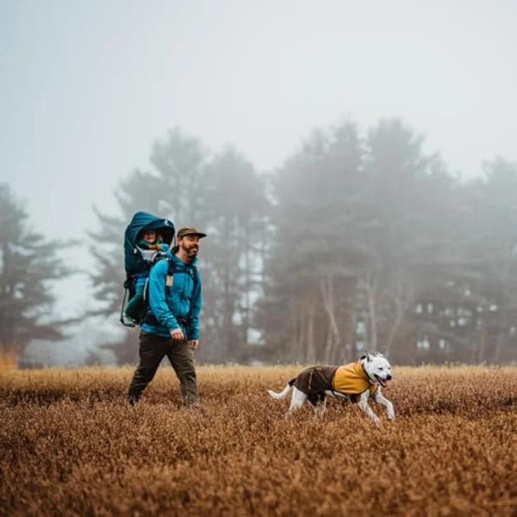 Ruffwear Hundemantel Regenjacke Sun Shower Jacket Earth Brown - Wasserdicht, winddicht, erweiterte Abdeckung, Leinenöffnung, vielseitig einsetzbar, sicherer Sitz, hohe Sichtbarkeit – Bild 5