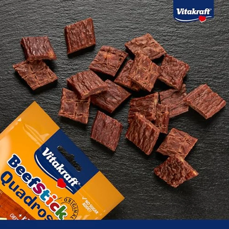 Vitakraft Beef Stick Quadros, Sparpaket 7 x 70 g, Hundesnack mit Käse, getreidefrei, eiweißreich und über Buchenholz geräuchert – Bild 3