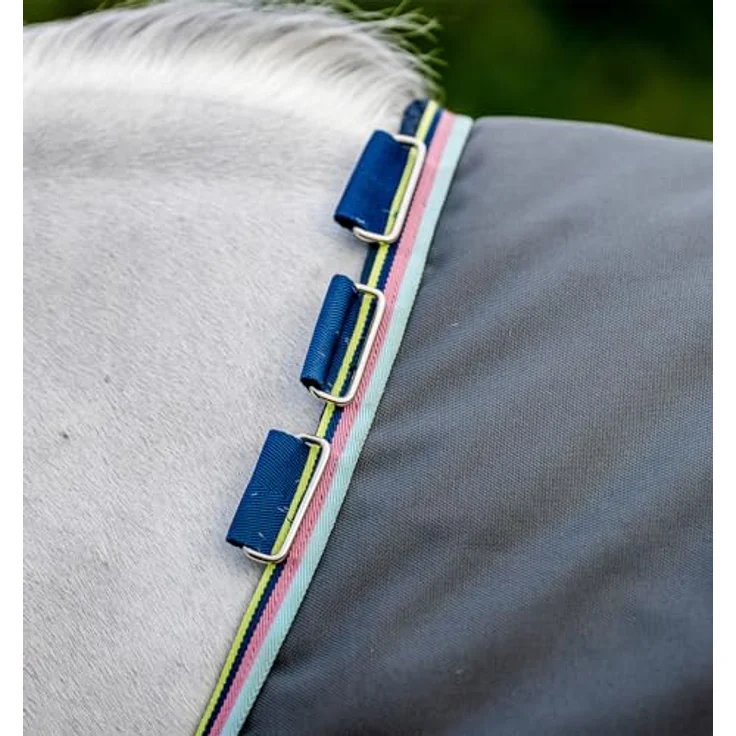 Horseware® Amigo® Bravo 12 Original Weidedecke, wasserdicht und atmungsaktiv, 100g leicht, mit Kapuzen-Schlaufen und reflektierenden Streifen – Bild 4