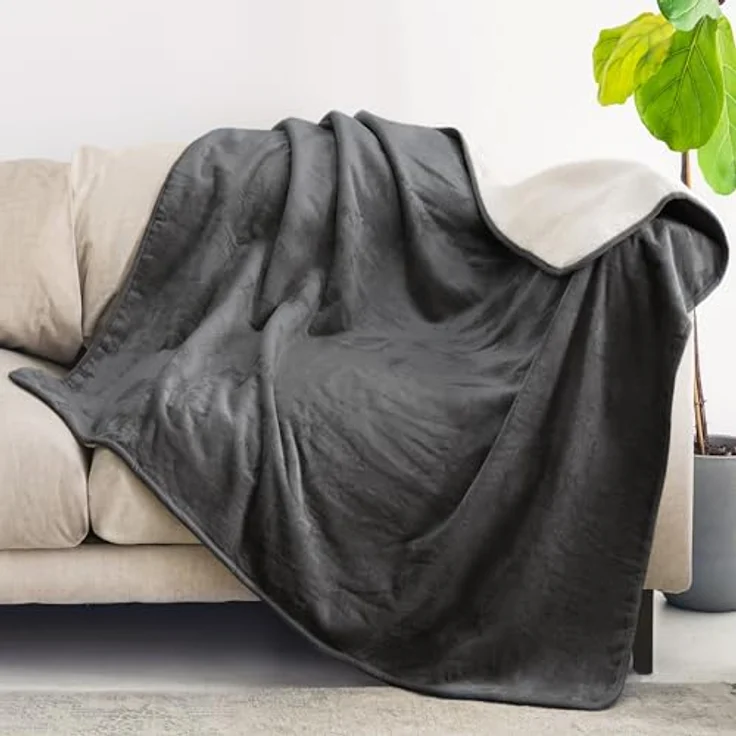 Dreamzie wasserdichte Decke 127x152 cm, reversible Hundedecke aus Sherpa-Fleece, waschbar in Dunkelgrau, ideal für Sofa und Bett – Bild 3