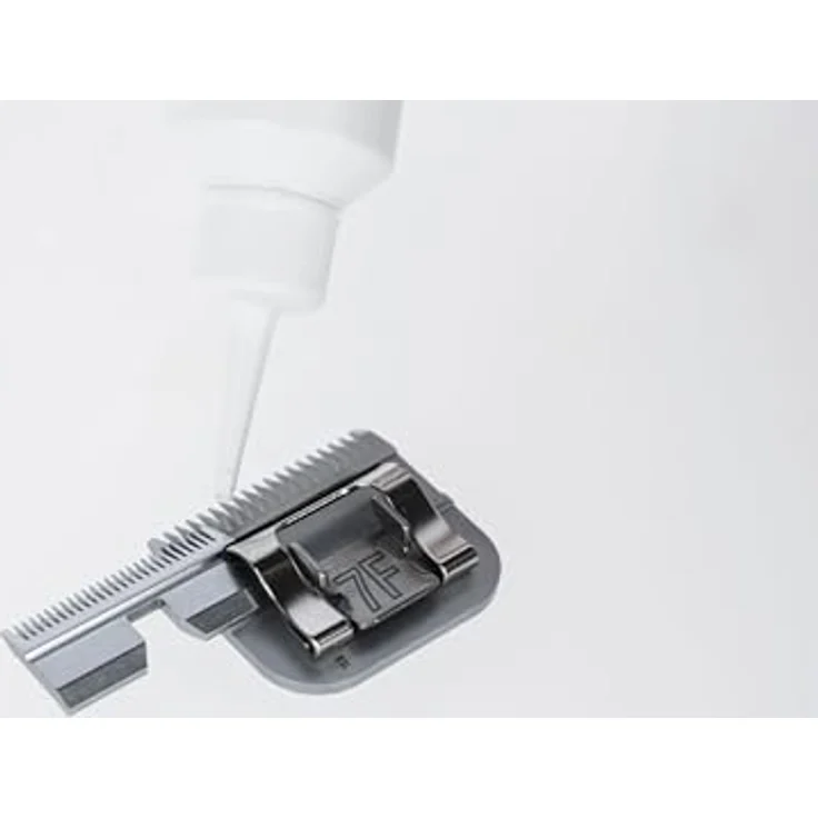 KERBL Aesculap Scherkopf SnapOn, Größe 7F, 3,2 mm Schurhöhe, Kohlenstoffstahl, werkzeugloser Wechsel, Made in Germany – Bild 3