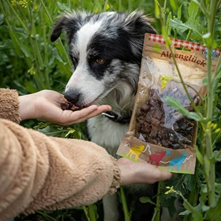 Carnello Alpenglück Platzhirsch Hundesnack, getreidefreies Hundefutter trocken, reich an Mineralien, 60g wiederverschließbarer Beutel – Bild 4