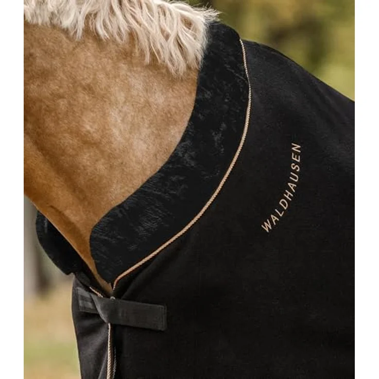 WALDHAUSEN Fleecedecke modern, rosé mit antiallergischem Synthetik-Fell-Kragen, 125cm, schwarz/Gold – Bild 3