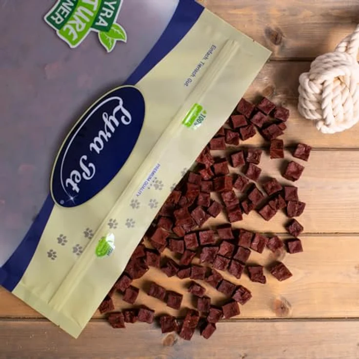 Lyra Pet® Pferdefleischwürfel, 10 kg Hundefutter Snack, fettarm, schonend getrocknet, leicht kaubar, ideal für Welpen und Senioren – Bild 5