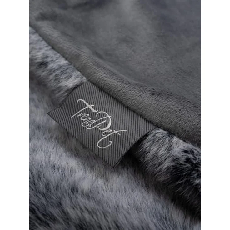 TrendPet Yuma Felldecke - Kuschelige Premium Hundedecke für Hunde und Katzen, XXL Sofadecke 220 x 150cm – Bild 3