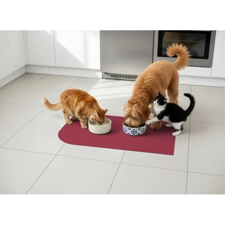 SANOZOO® Napfunterlage „Blatt", beidseitig rutschfest & waschbar, Futtermatte für Hund & Katze, rot 60 x 90 cm, Made in Germany – Bild 2