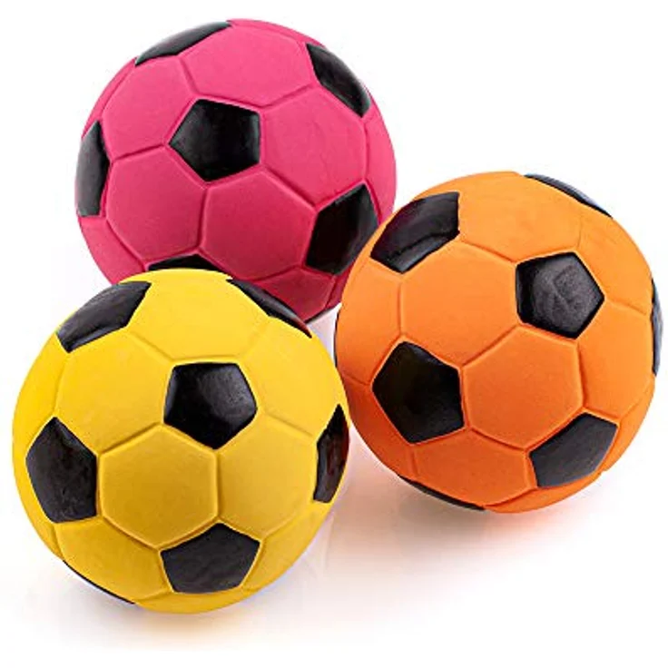 Chiwava 3 Stück 7 cm Hundespielzeug Ball aus Latex, interaktives Fußball Spielzeug mit Quietsche für mittelgroße Hunde, sortierte Farben – Bild 1