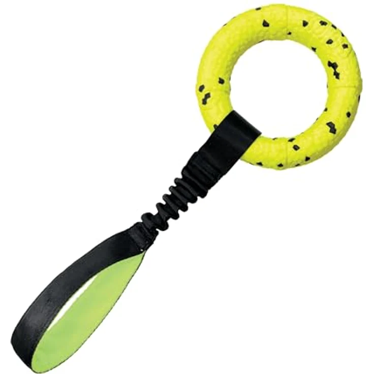 KONG Reflex Zerrspielzeug für Hunde, bissresistenter Beißring mit elastischer Schlaufe, schwimmfähig, grün – Bild 1