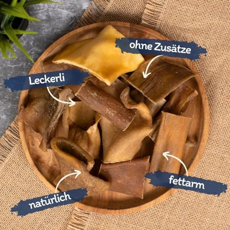 Lyra Pet® Rinderkopfhaut Abschnitte 1 kg, getrockneter Kausnack für Hunde, naturbelassen und proteinreich, 4-8 cm – Bild 2